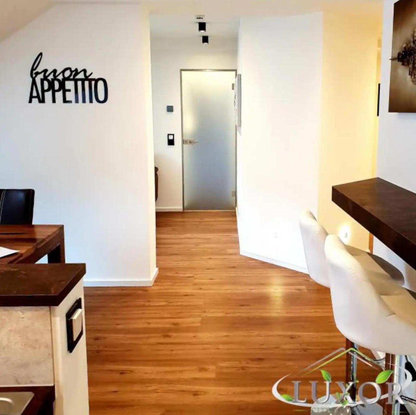 Luxor City Apartments Лиенц Номер фото